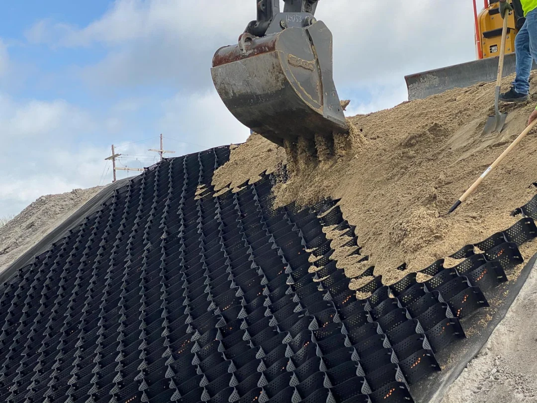 HDPE Geocell - GS150-445 (Textured) 150 mm (3 m × 11 m Panel)